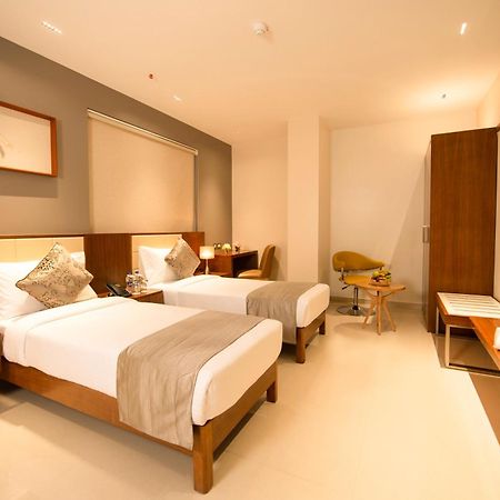 Morvee Hotels Durgapur Esterno foto