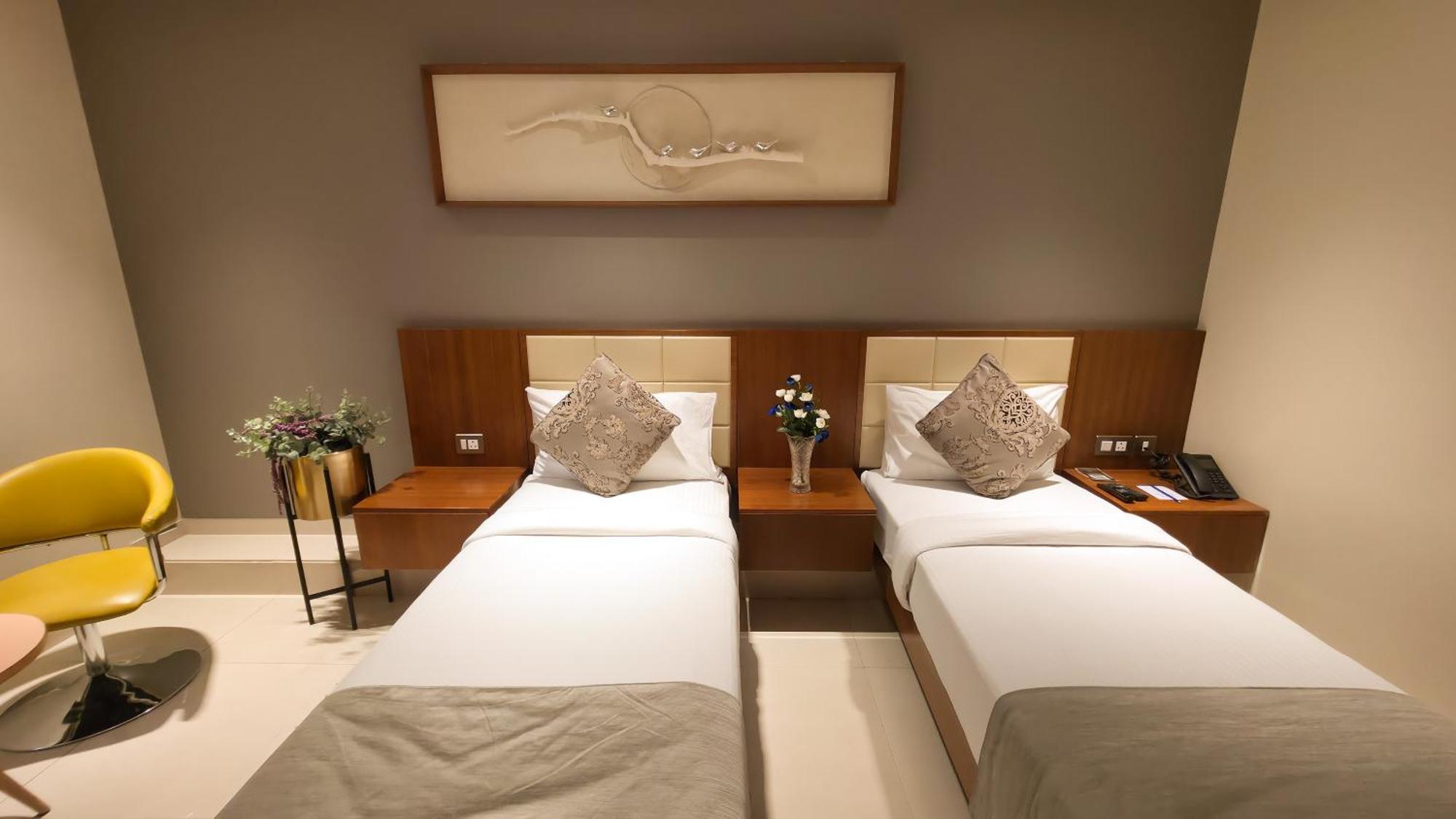 Morvee Hotels Durgapur Esterno foto